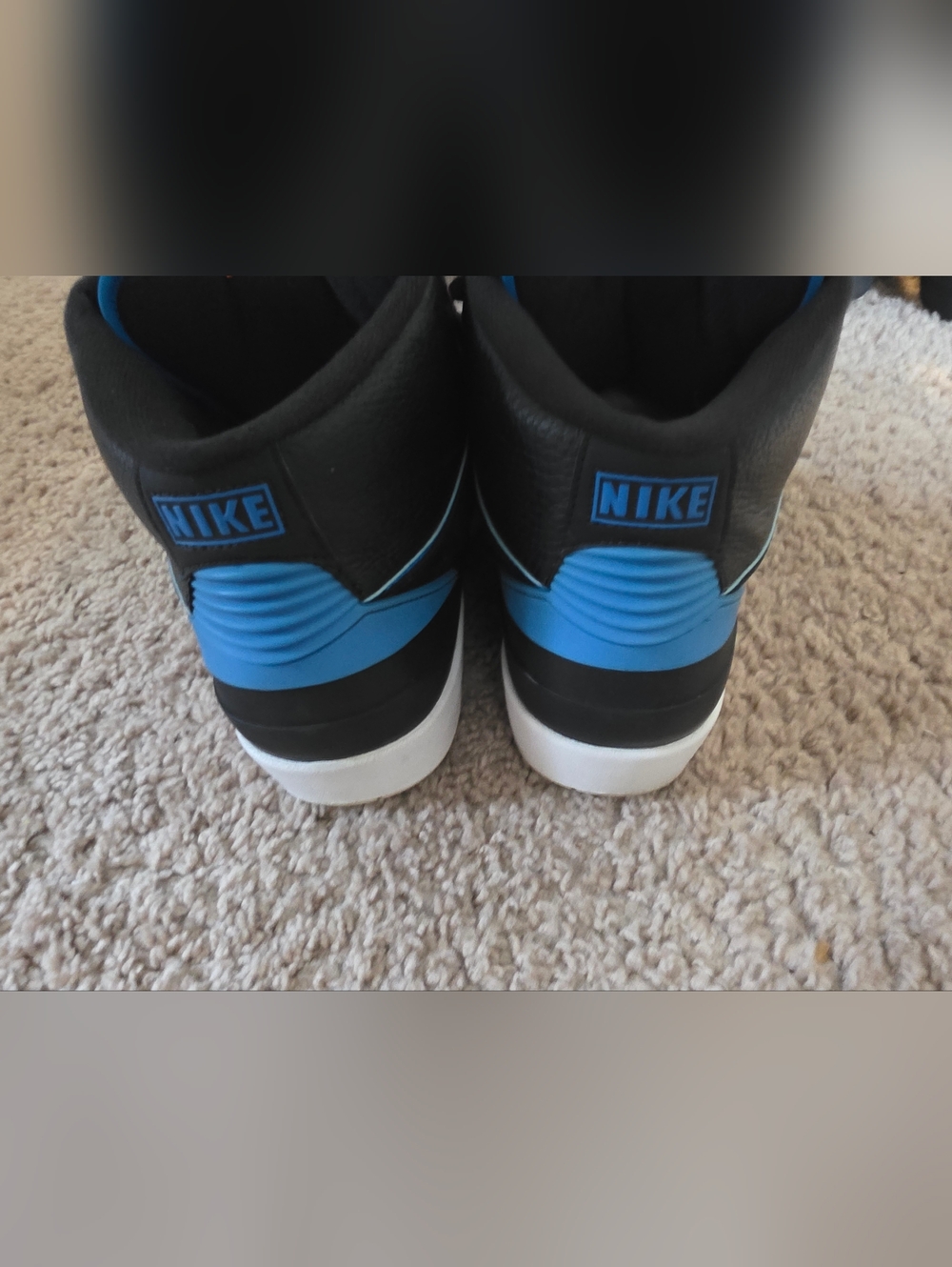 Used Men's Air Jordan Size 10.5 Black and Blue High-Top Sneakers No Box - Picture 4 of 5